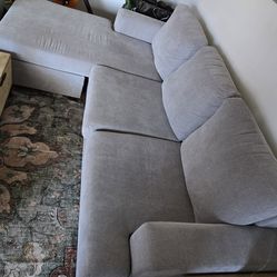 Bonaterra Dove Sofa W/Reversible Chaise
