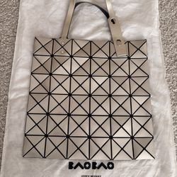Issey Miyake Bao Bao Lucent 6x6 - Silver