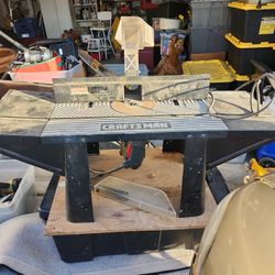 Craftsman  Router Table With Router