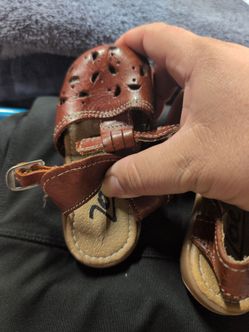 Toddler slippers brown