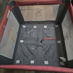 Portable  Playpen