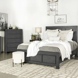 Four Piece Queen Bedroom Set Queen Bed Frame Dresser Mirror And Nightstand With Real Wood