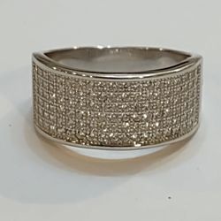 Sterling silver wedding ring. 