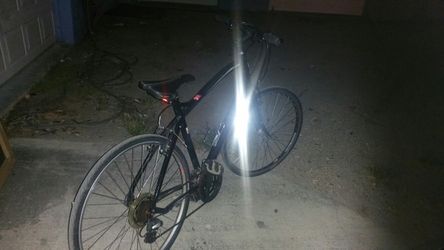 Globe hybrid 21 speed