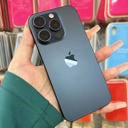 iPhone 15 pro 128gb