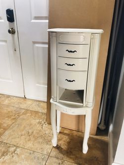 Jewelry Storage