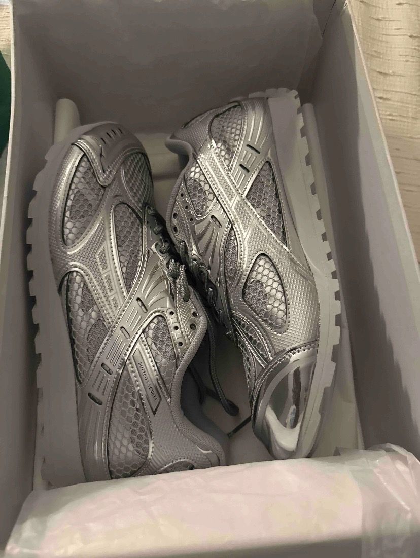 Bottega Grey