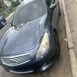 2011 Infiniti G25
