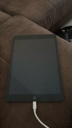 9th generation Apple iPad Space Gray