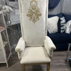 Throne Chair