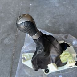 02-06 Rsx , DC5 , Integra Shifter  with TYPE-S Knob And Boot. 