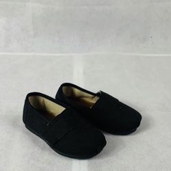 Brand New Toddler Girls Black Canvas Flats- Avail in sizes 5,6,7,8