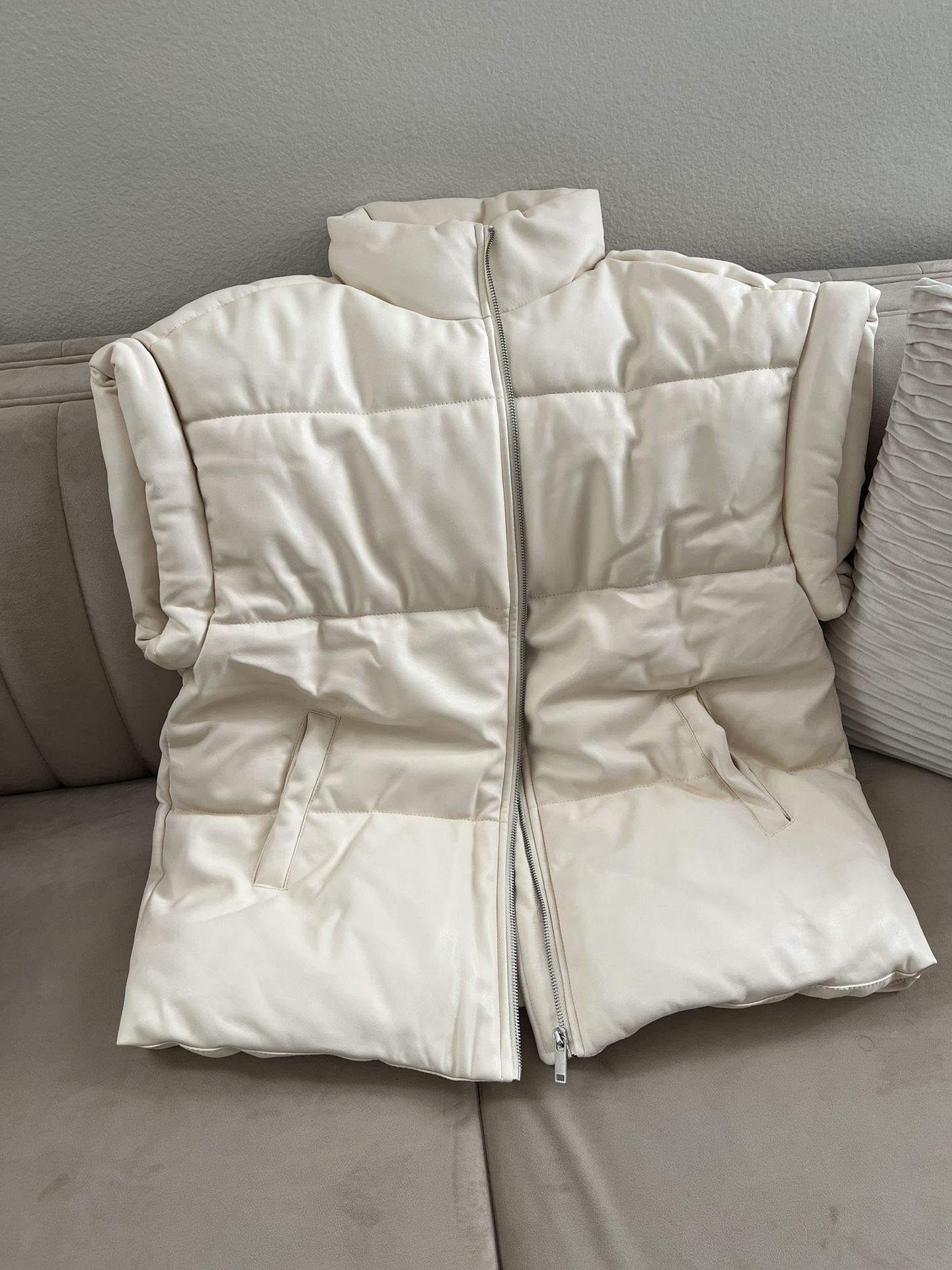 Fashion Nova influencer puffer vest S/M