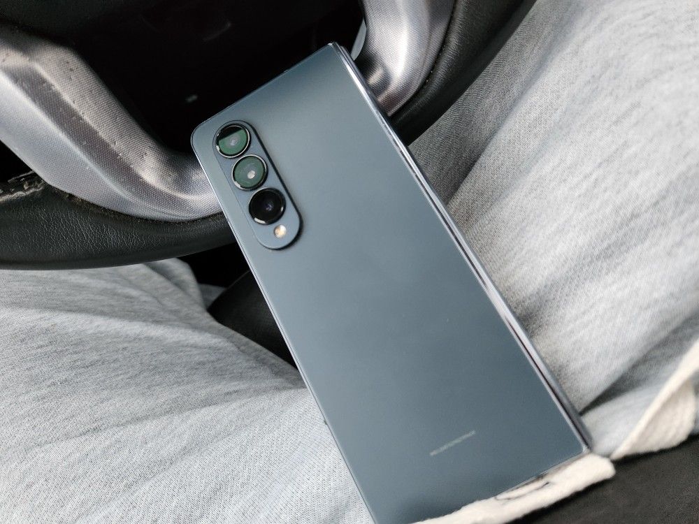 Samsung Galaxy Z Fold 4