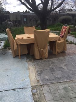 Dinning Table and Chairs