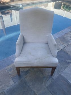 Accent Chairs