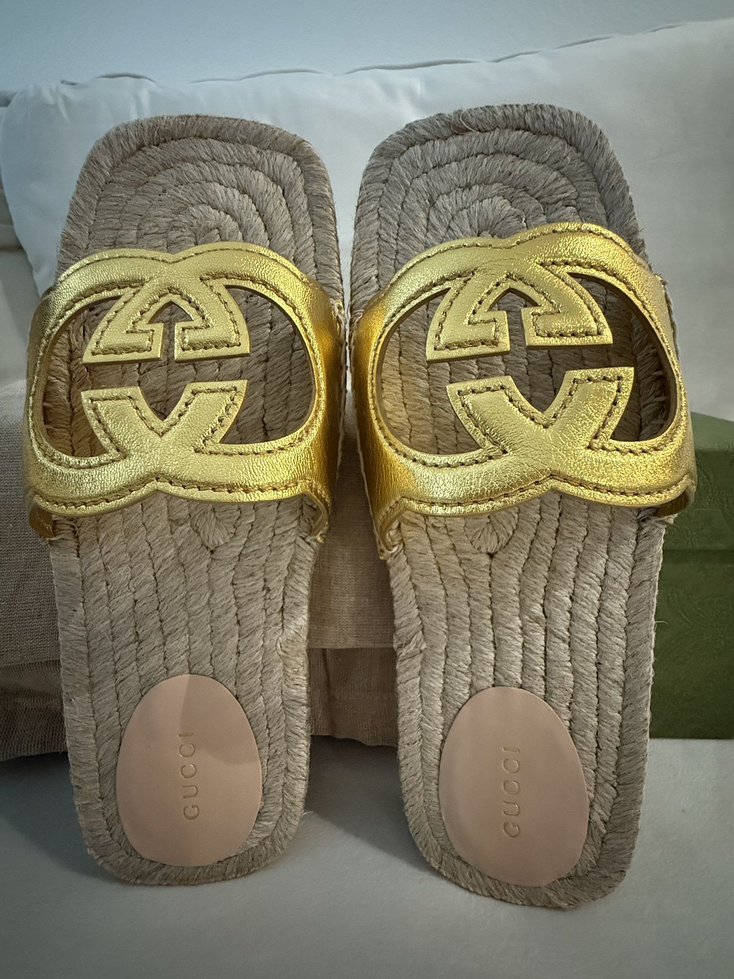 Gucci Women’s Interlocking G Cut-out Espadrille Slides Sandals Leather Size 37.5