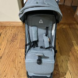 Mamazing Ultra Air Stroller - Brand New Never Used With Travel Case