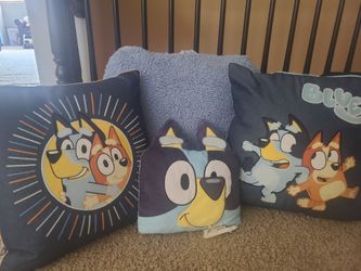 Bluey cartoon pillow set
