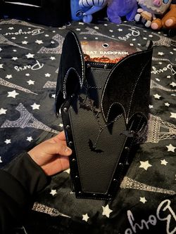 Ladies Bat coffin mini backpack