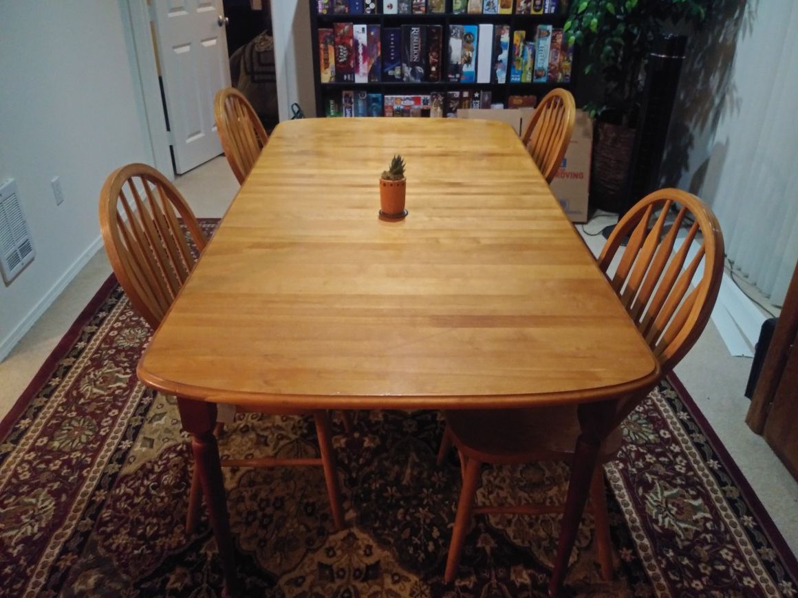 Wooden table (6'x4') and chair set