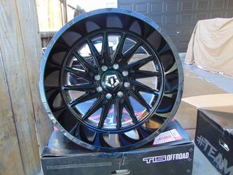 4 Brand New 24X14 TIS Gloss Black Rims 8X6.5  -76MM Offset