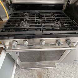 Maytag 5-Burner Gas Range - $200