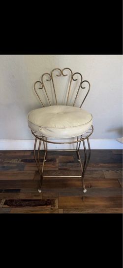 Vintage MCM Hollywood Regency Gold Metal Vanity Stool