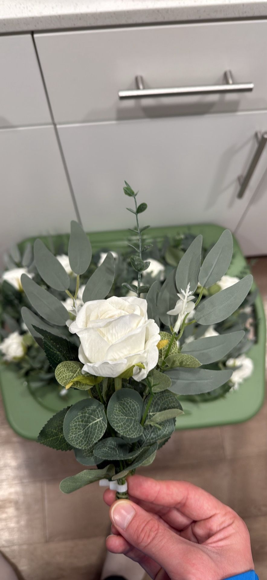 16 Artificial Flower Bouquets