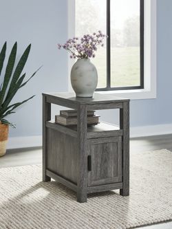 Fendenmore Two-tone Chair Side End Table (Online Special Price)