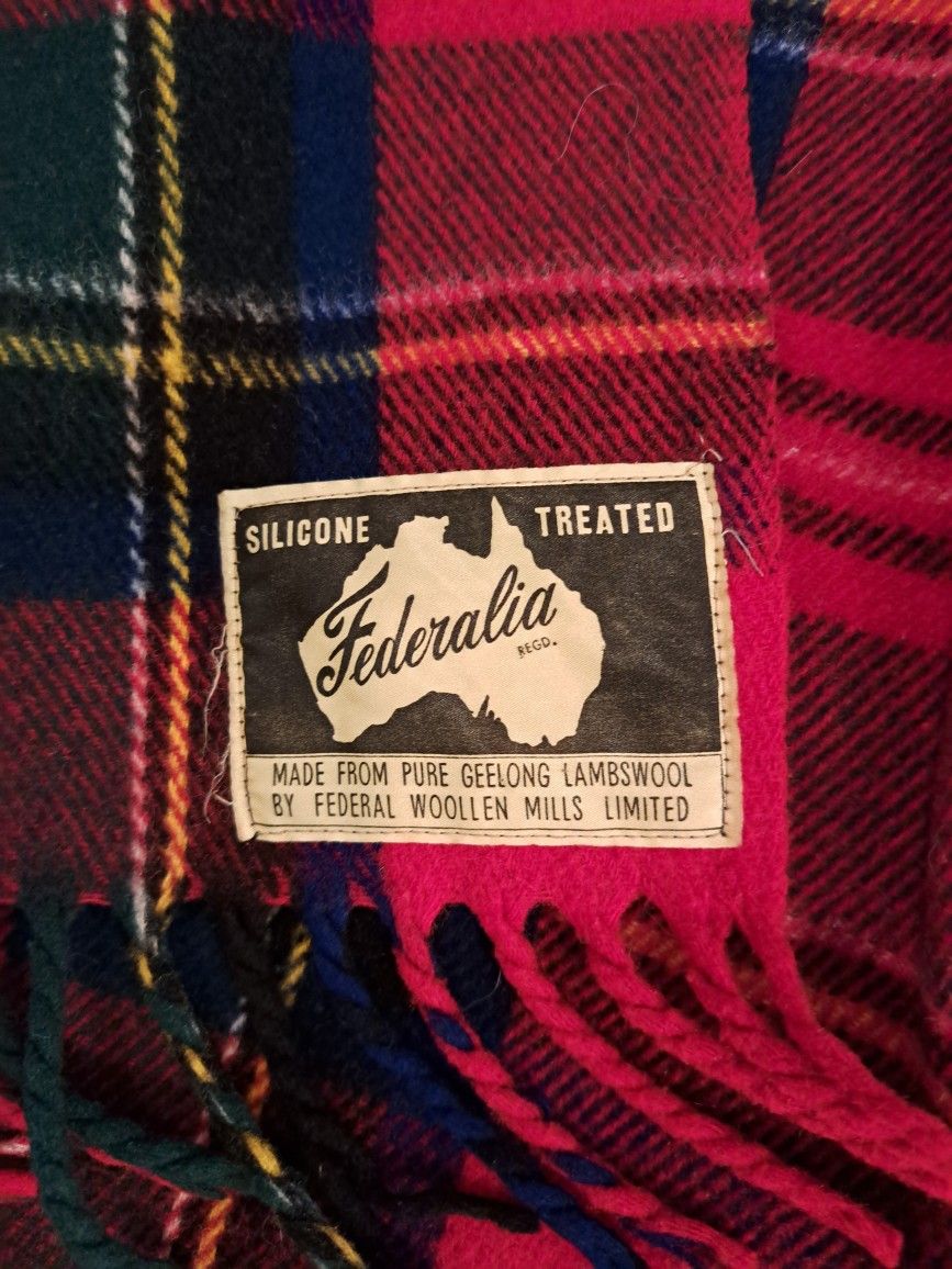 Vintage 1940s Federalia Australian Geelong Wool Blanket 