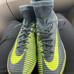 Cr7 Indoor Mercurials 