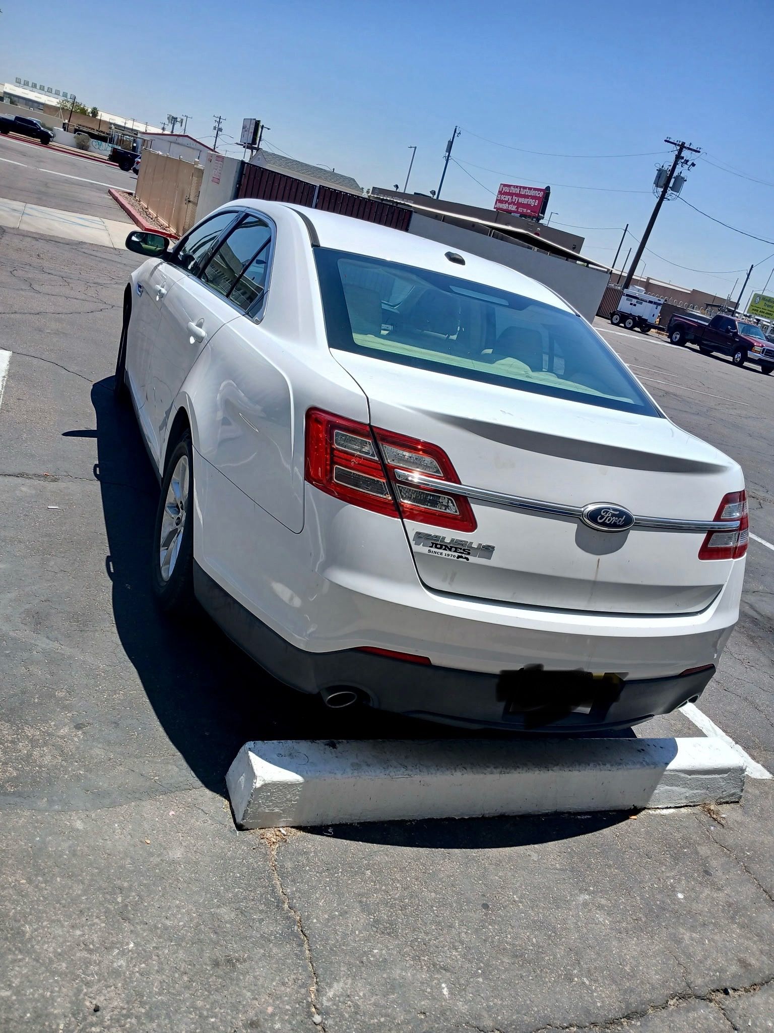 2013 ford taurus se