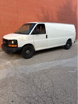 2013 GMC Savana