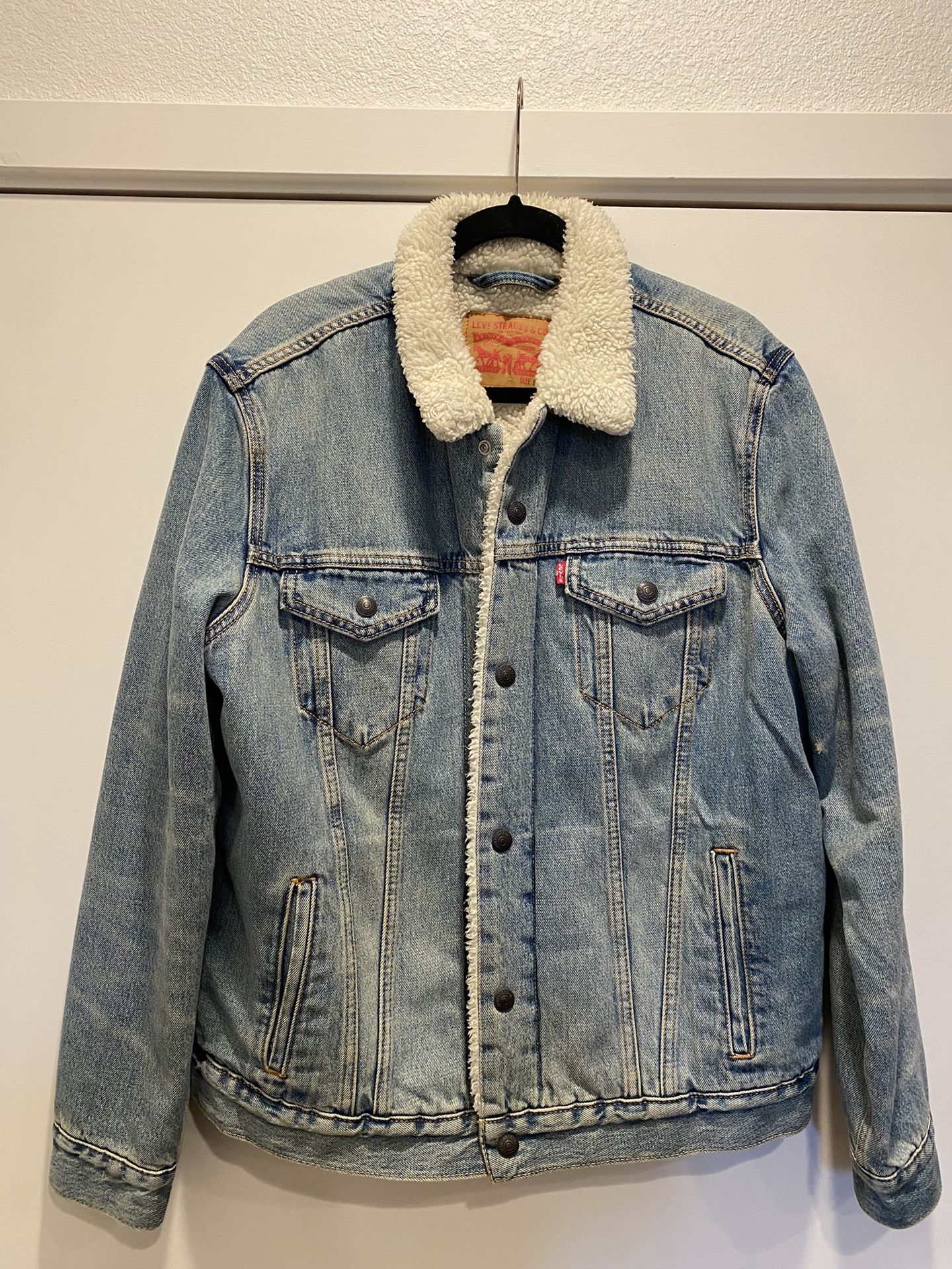Men’s Levi’s Type III Sherpa Trucker Jacket For Sale 