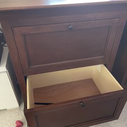 Bassett Filing  2 Drawer