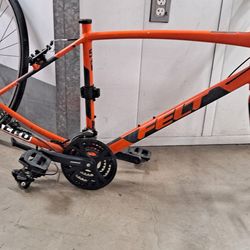 Nice Super Light Large Or Xl Felt Bike Complete