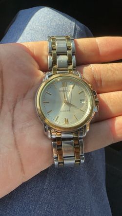 Seiko Kinetic Two-Tone Stainless Steel Watch