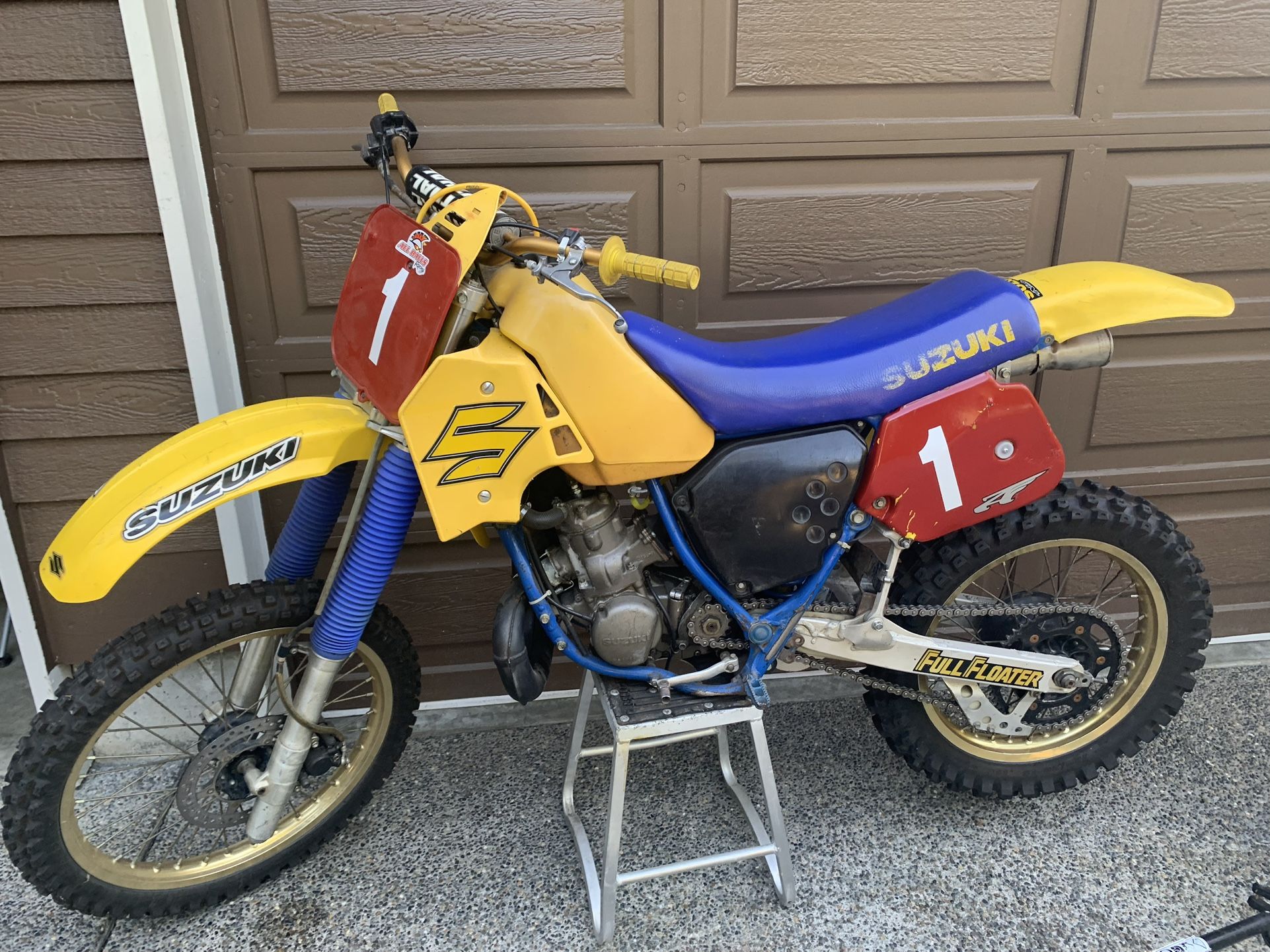 1985 SUZUKI RM 250
