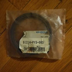 New ACURA HONDA Rear SEAL