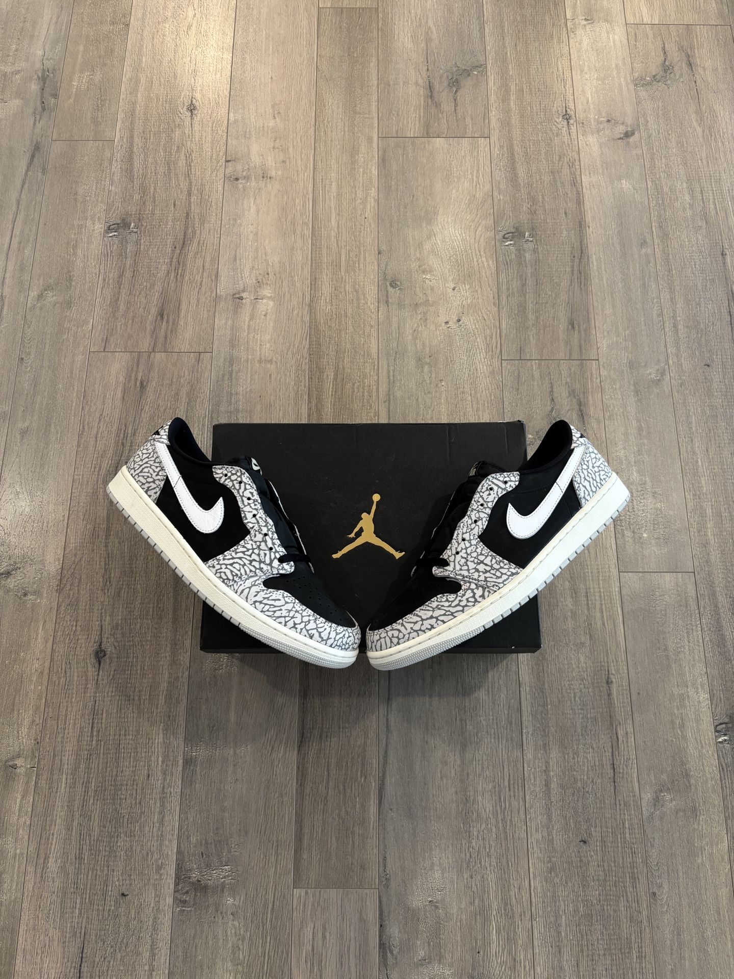 Jordan 1 Low Black Cement Size 11 Men Brand New