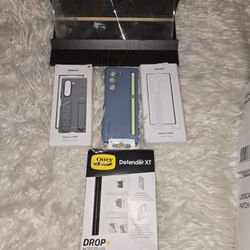 Z Fold 6 Cases  / Wood Phone Stand/Prop