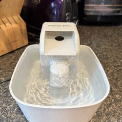 Cat Water Fountain