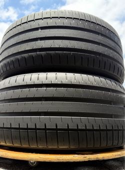 235/35/20 Falken AZENIS FK510 235 35 20 Used Tires 235/35R20