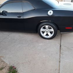 Dodge Challenger Sxt
