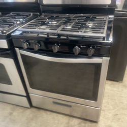 Whirlpool Gas Stove 5 Burners 30” Inch Wide 