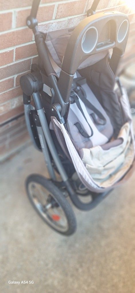 Garco Three-Wheel Baby Walker