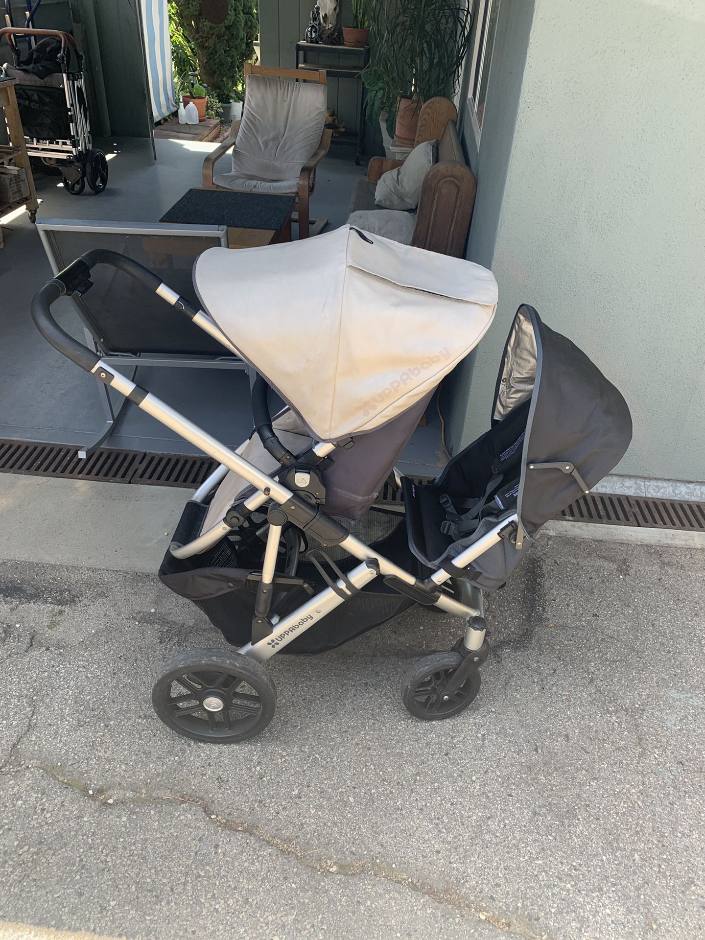 Uppababy Vista with Rumble Seat - Double Stroller