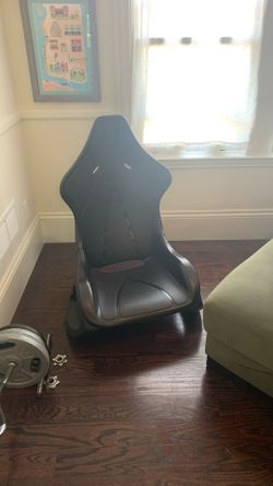 Gaming chair