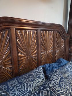 Bed queen